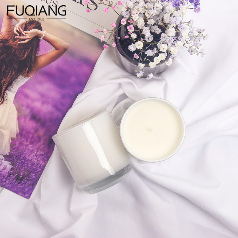 白色玻璃杯蜡烛批发